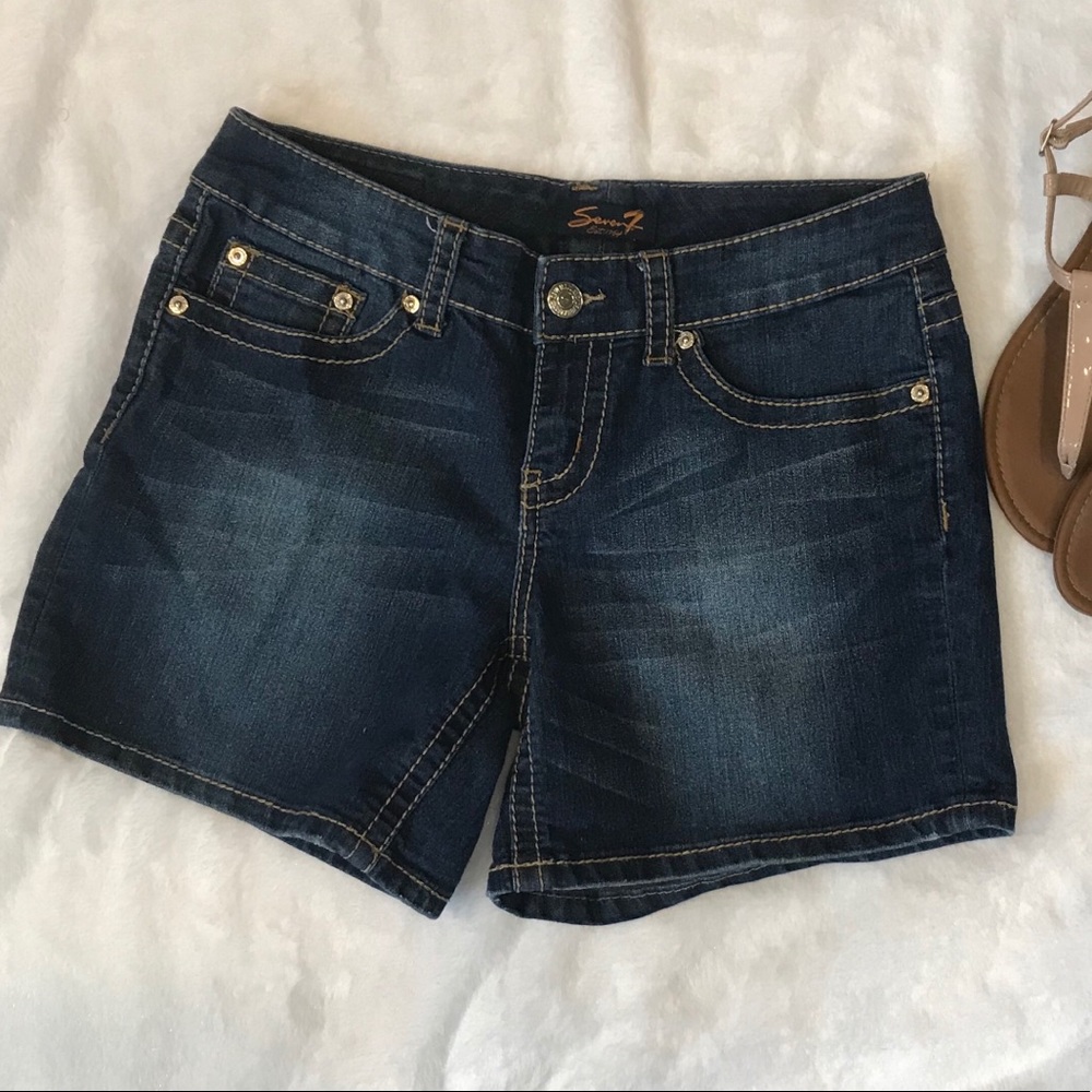 Seven Jean Shorts Size 8 4/20 sale